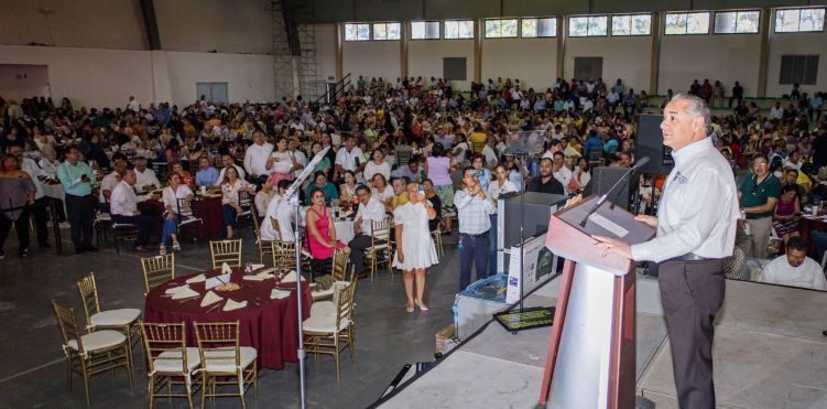 Los docentes de Ciudad Madero son ejemplo de compromiso, unidad y excelencia: Adrián Oseguera