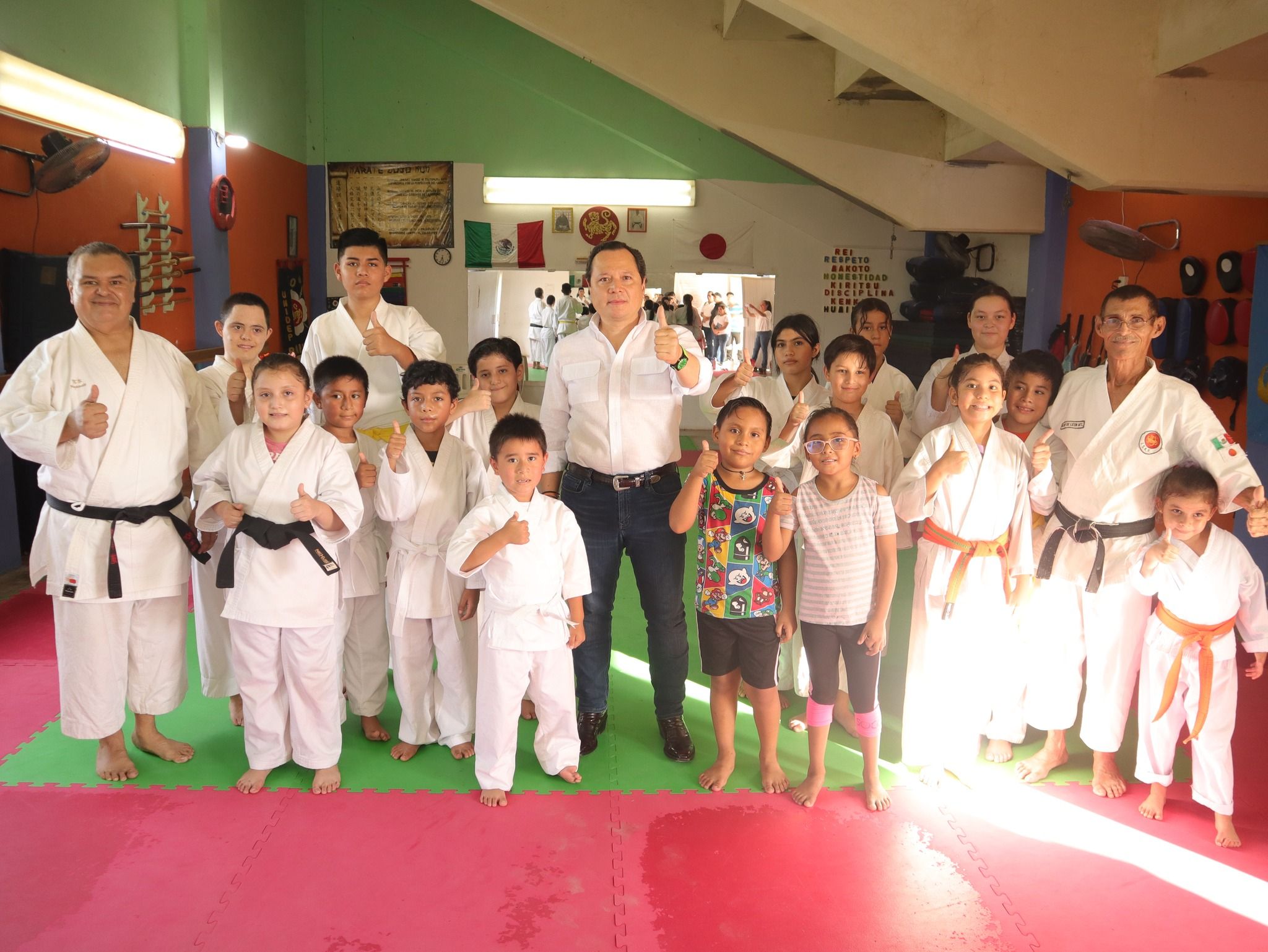 Visita Escuela de Karate Carlo González