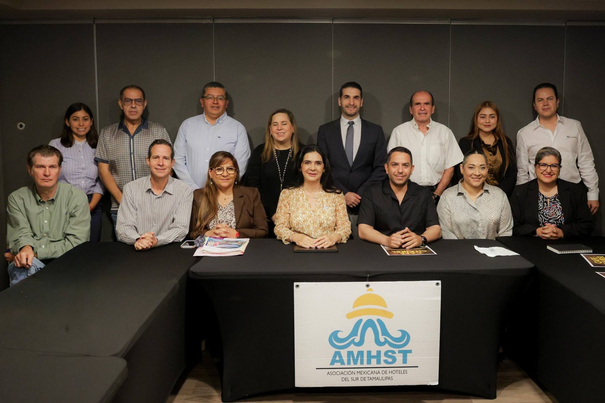 *Fortalece Mónica Villarreal coordinación con Hoteleros y Canaco para impulsar turismo y seguridad*