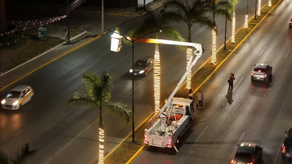 Mónica Villarreal lleva iluminación y seguridad a Tampico con más de 4,760 luminarias instaladas