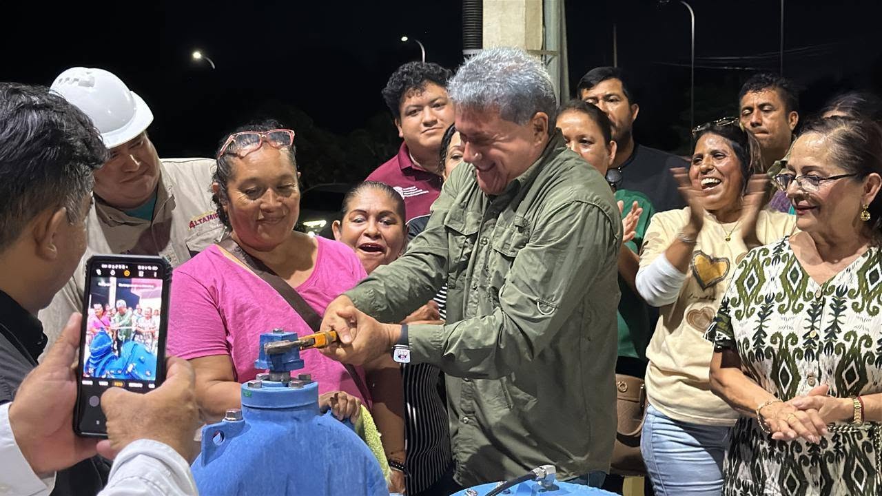Mejora Armando Martínez infraestructura hidráulica con tanque semienterrado en Municipios Libres